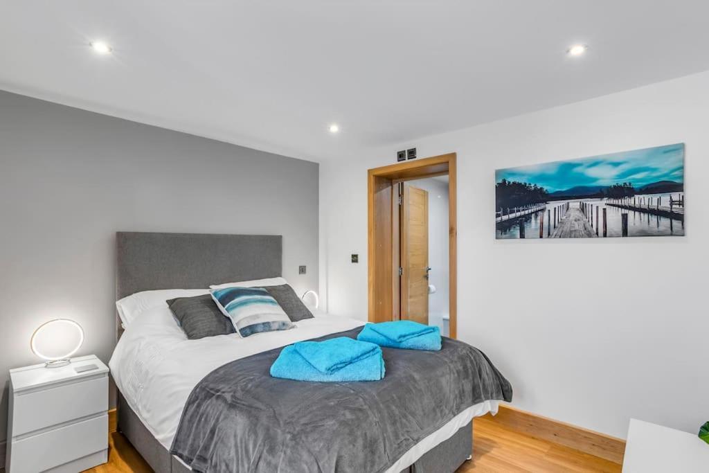 Isabel'S Wing! A Stunning 2 Bedroom Property NWI Extérieur photo
